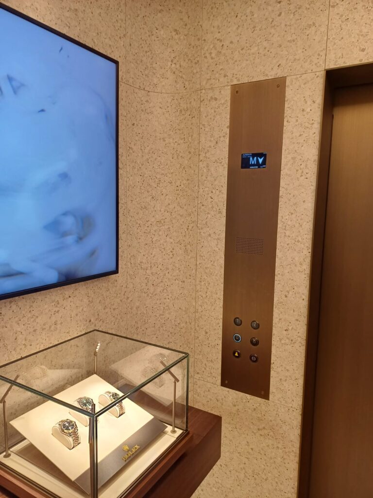 Rolex Moving Room (6)