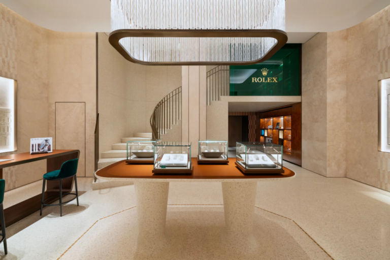 Rolex Moving Room (9).jpg