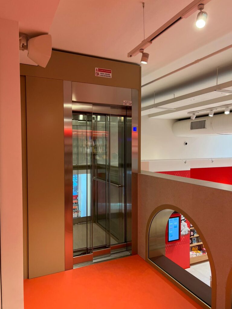 mondadori-milano-2