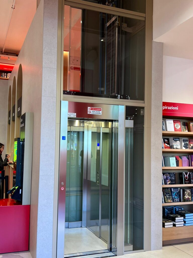 mondadori-milano-8